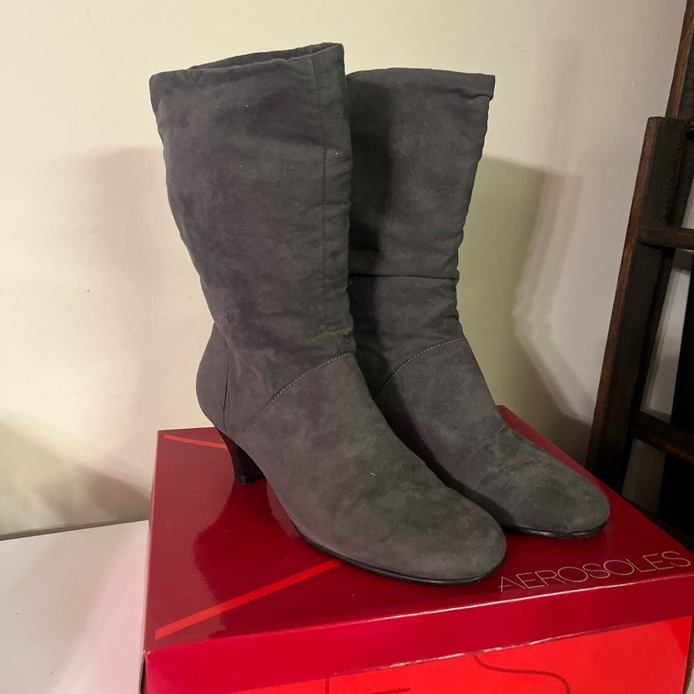 AEROSOLES Gray Heeled Boots Suede Mid-Calf